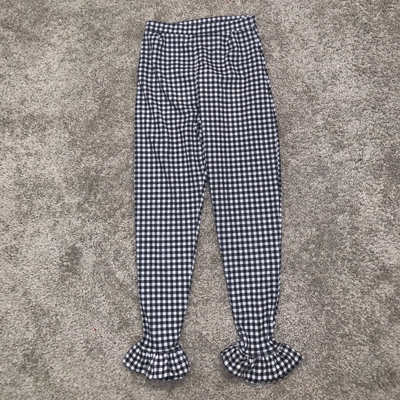 Boohoo Black & White Plaid leggings size 2 - Picture 2 of 7
